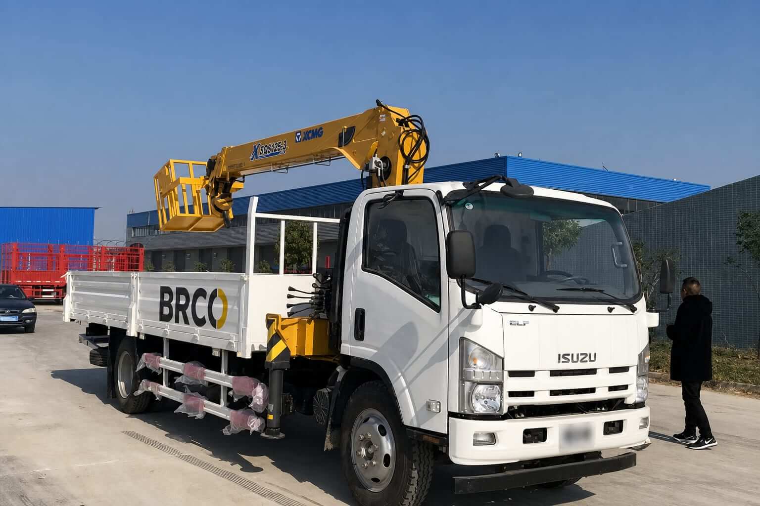 BRCO Isuzu boom truck with crane basket