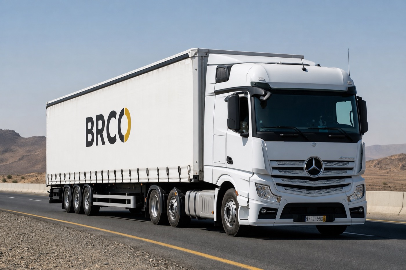 BRCO curtain side trailer on a Saudi highway